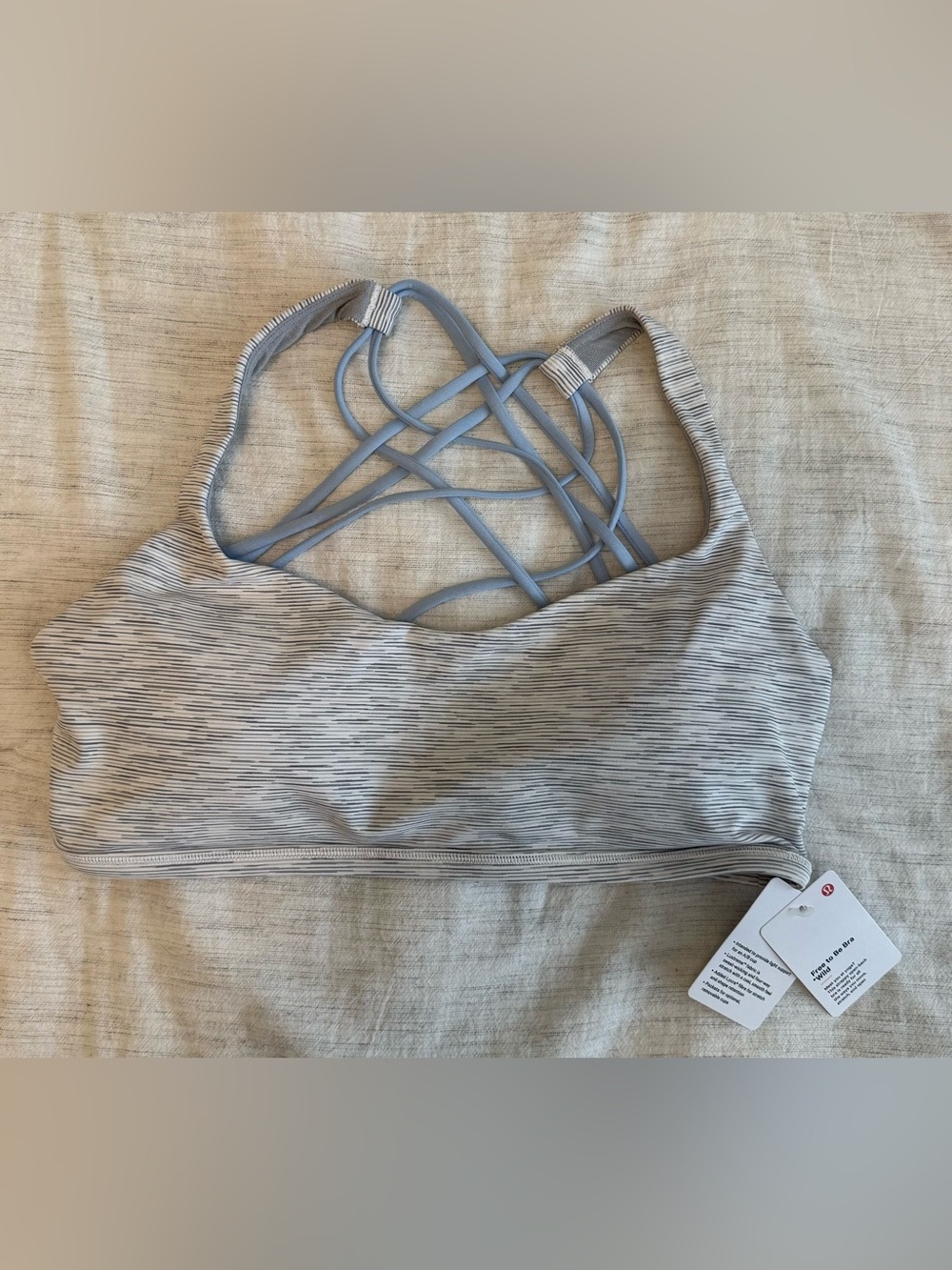 Lululemon Free to Be Bra